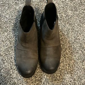 Grey Sorel bootie